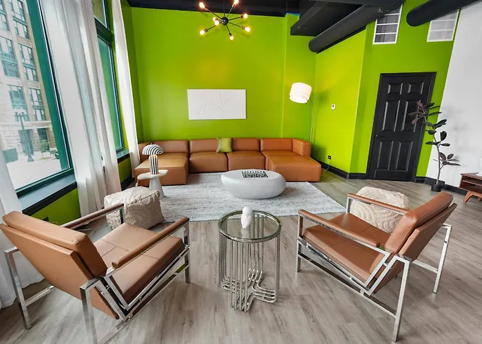 Spacious 6br Group Unit Near Mccormick & Lakefront Апартаменты *